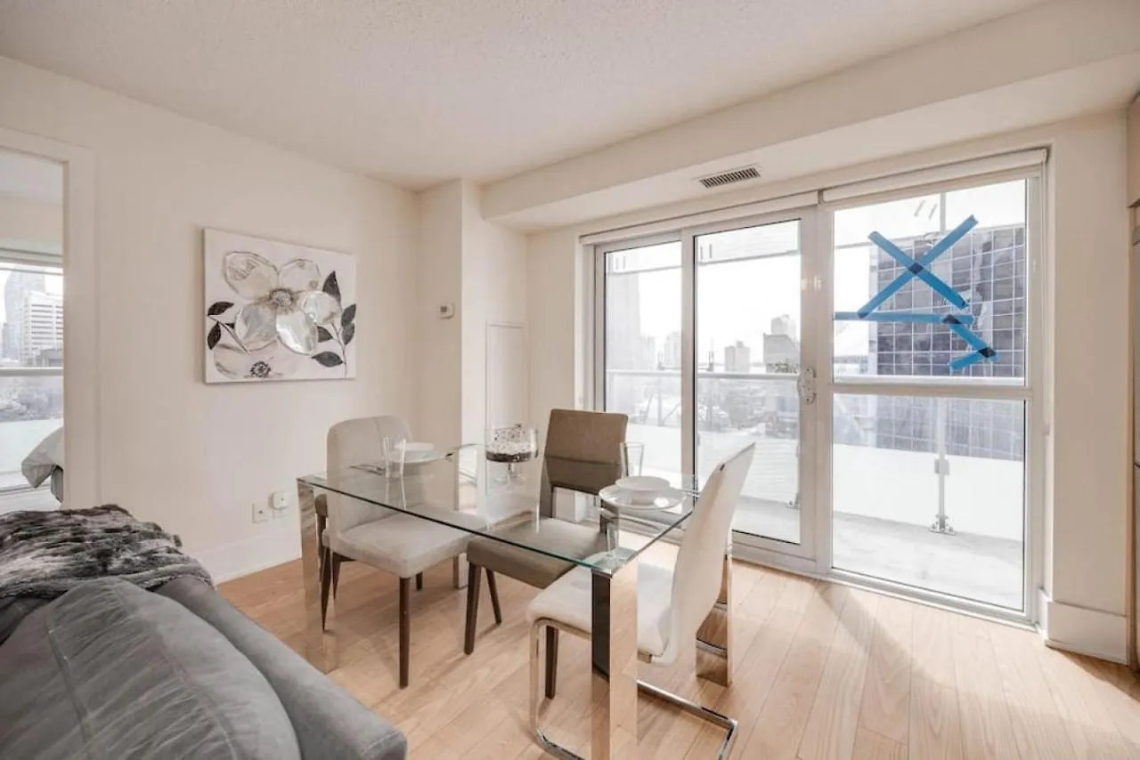 2Br Fantastic View Of Cn Tower And Roger Centre Villa Toronto 0*,