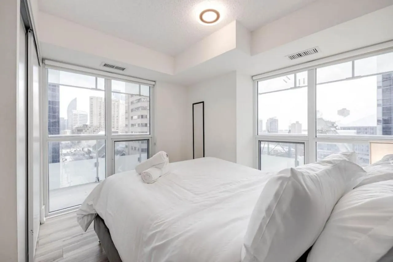 2Br Fantastic View Of Cn Tower And Roger Centre Villa Toronto 0*,